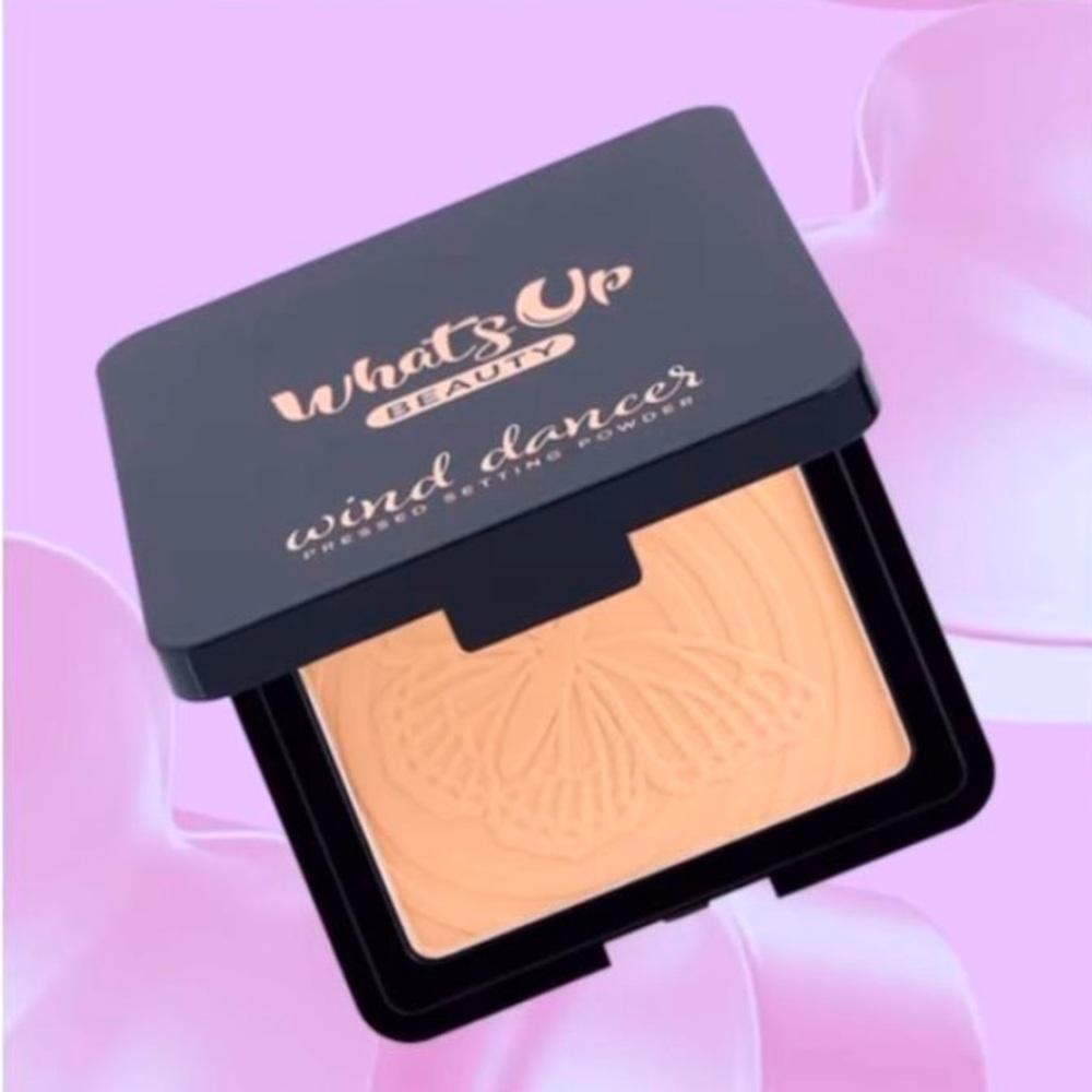 WHATS UP BEAUTY
Wind Dancer Pressed Setting Powder in Medium